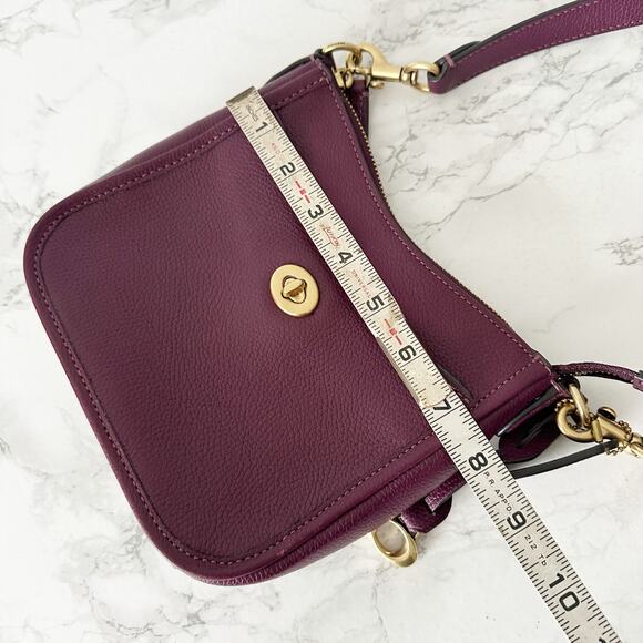 NWOT Coach Chaise Crossbody 19 Wine Color Pebbled Leather Turnlock Pocket Bag - Picture 12 of 13